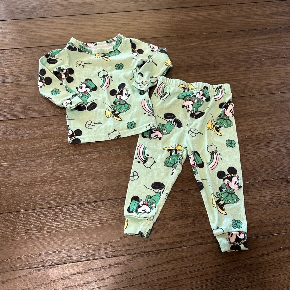 12mth Mickey/Minnie Mouse Green Toddler leprechaun pajamas